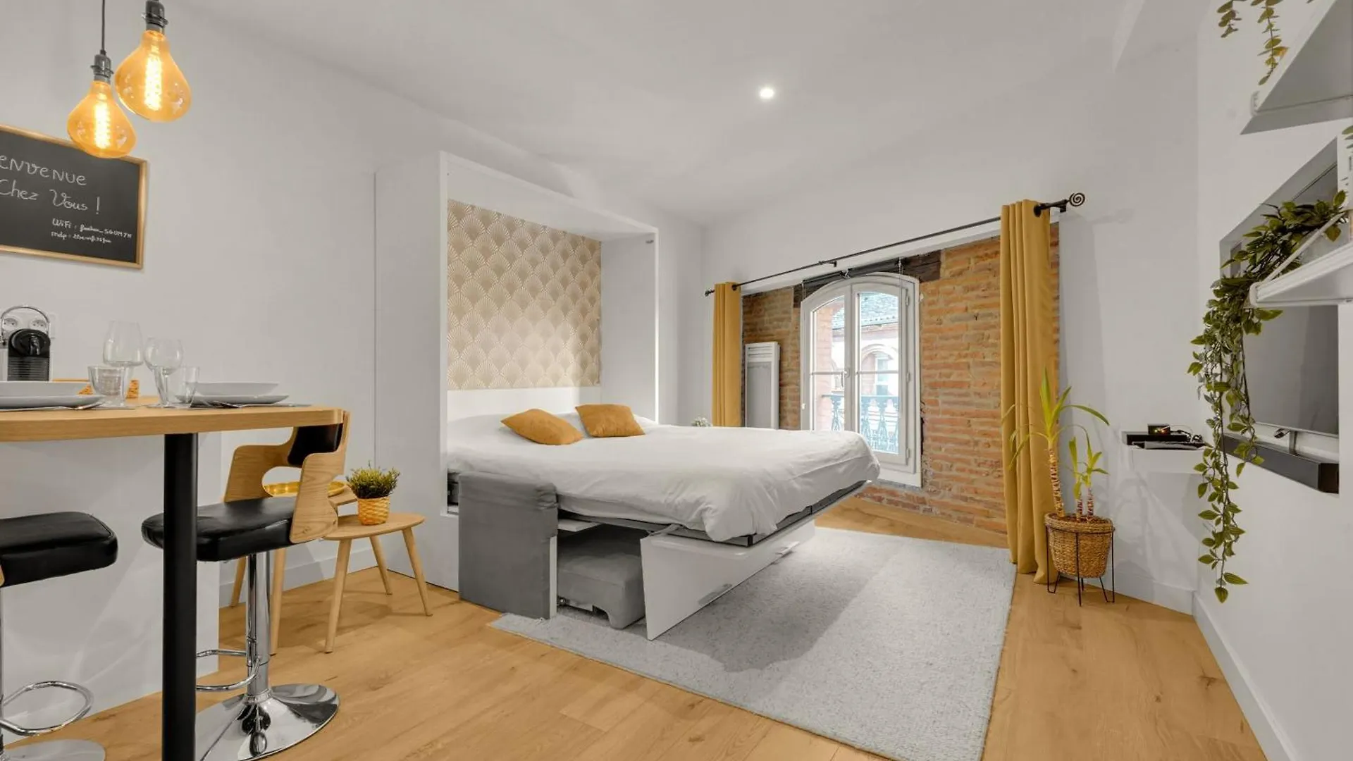 Le Floral - Cosy Studio Climatise Avec Parking Prive Et Netflix Toulouse Apartment